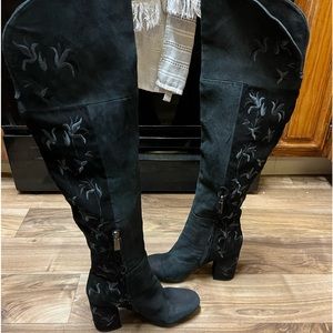 Kenneth Cole Black Suede Claire Floral Embroidered Over the Knee Heeled Boot 7M